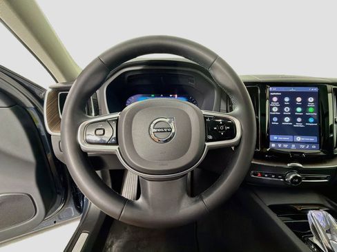 Certified 2023 Volvo XC60 B5 Ultimate w/ Climate Package AWD/4WD image 12