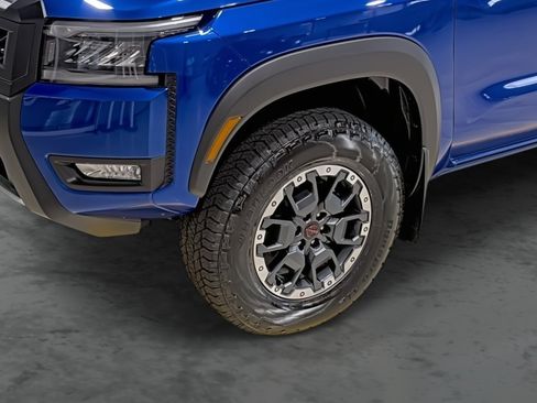 New 2026 Nissan Frontier PRO-4X w/ Pro Premium Package AWD/4WD image 9