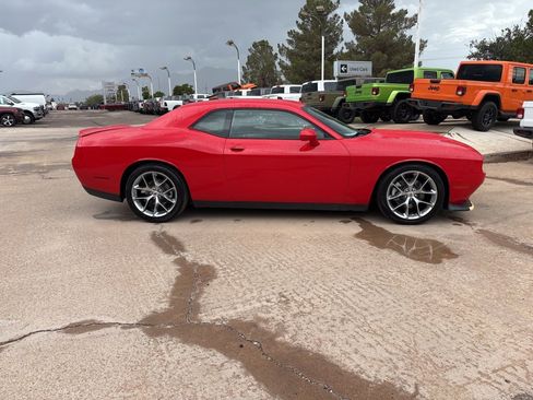 Certified 2022 Dodge Challenger GT image 4