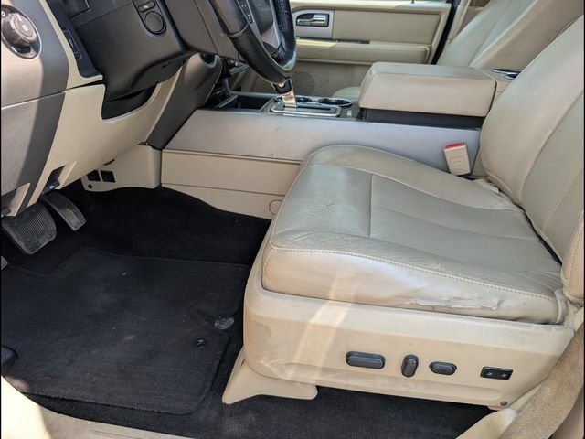 Used 2015 Ford Expedition Limited w/ Equipment Group 301A RWD image 9