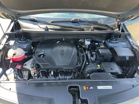 Used 2024 Kia Sportage LX image 31