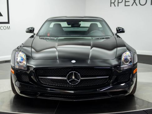 Used 2013 Mercedes-Benz SLS AMG GT Coupe image 12