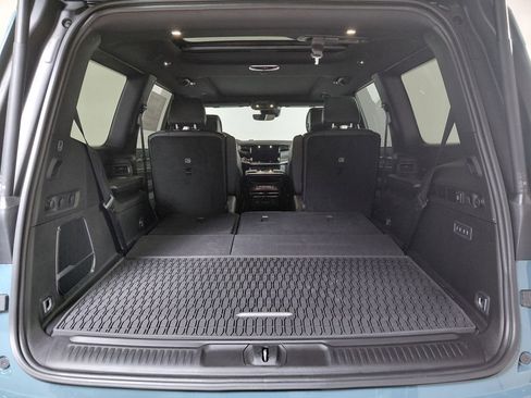 New 2026 Jeep Grand Wagoneer 4WD image 19