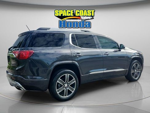 Used 2017 GMC Acadia Denali FWD image 3