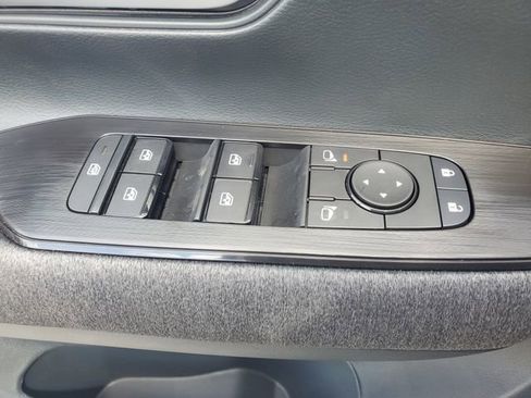 New 2026 Nissan Kicks SV image 27