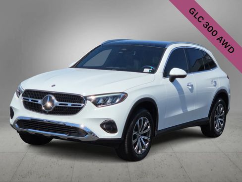 Used 2026 Mercedes-Benz GLC 300 4MATIC image 4