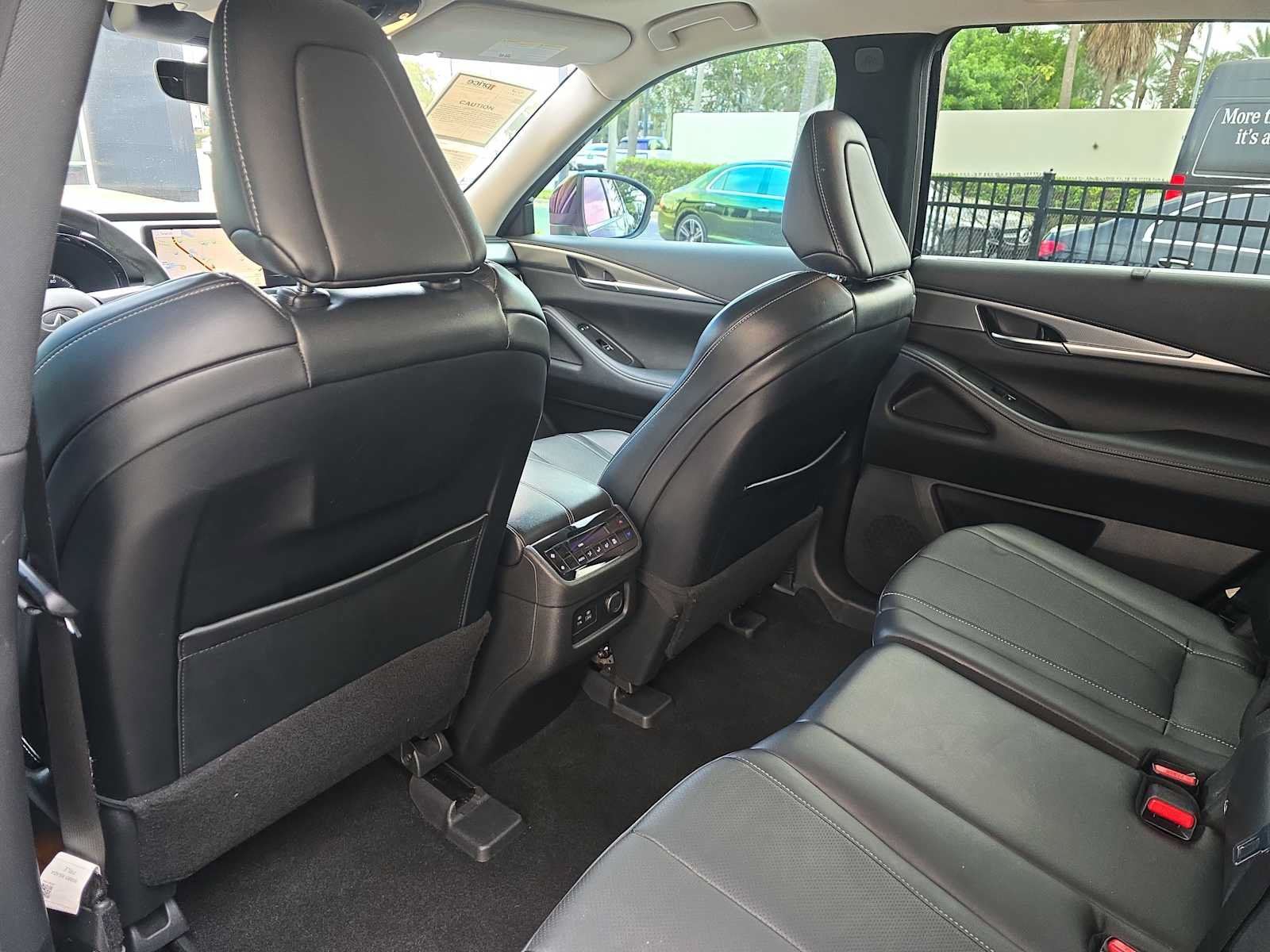 Used 2023 INFINITI QX60 Luxe w/ Cargo Package AWD/4WD image 14