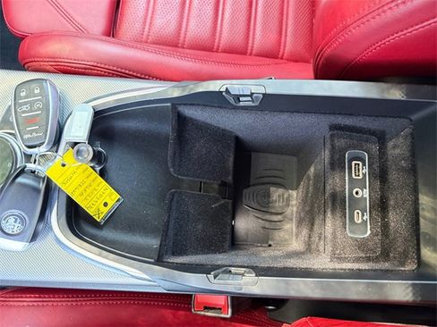 Used 2022 Alfa Romeo Stelvio Veloce image 23