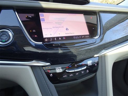 Certified 2024 Cadillac XT6 Premium Luxury image 19