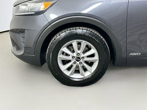 Used 2019 Kia Sorento LX w/ Option Group 020 image 32