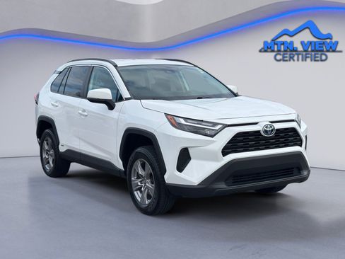 Used 2023 Toyota RAV4 XLE image 8