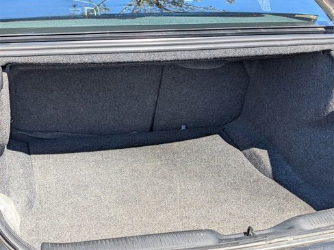 Used 2019 Dodge Charger SXT image 12