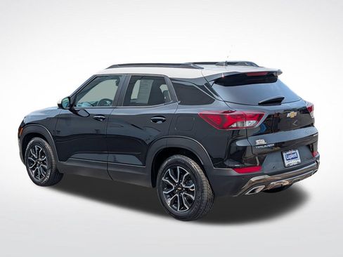 Used 2021 Chevrolet TrailBlazer ACTIV w/ Sun and Liftgate Package FWD image 10