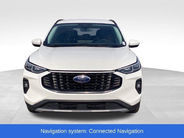 Used 2024 Ford Escape Platinum AWD/4WD image 2