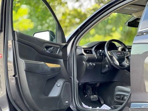 Used 2019 GMC Acadia Denali w/ Technology Package image 13