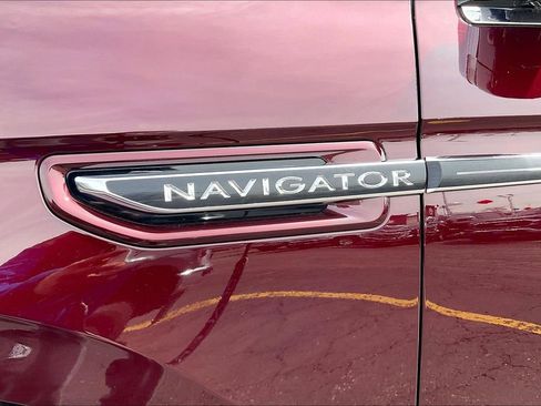 Used 2021 Lincoln Navigator Black Label AWD/4WD image 30