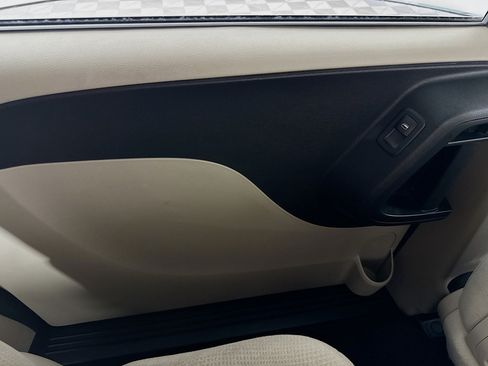 Used 2017 Dodge Grand Caravan SE w/ Power Window Group FWD image 23