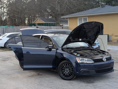 Used 2013 Volkswagen Jetta SE image 8