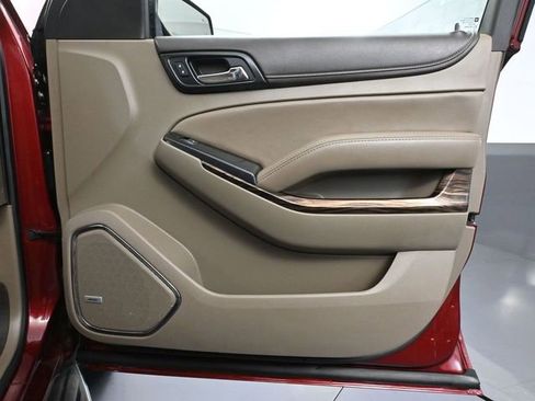 Used 2016 GMC Yukon XL SLT w/ Premium Edition image 53