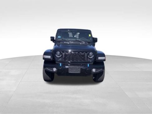 Used 2024 Jeep Wrangler High Altitude image 3