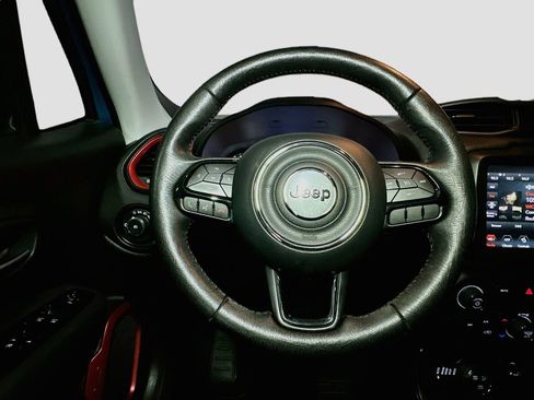 Used 2022 Jeep Renegade Trailhawk w/ Sun/Sound Group AWD/4WD image 12