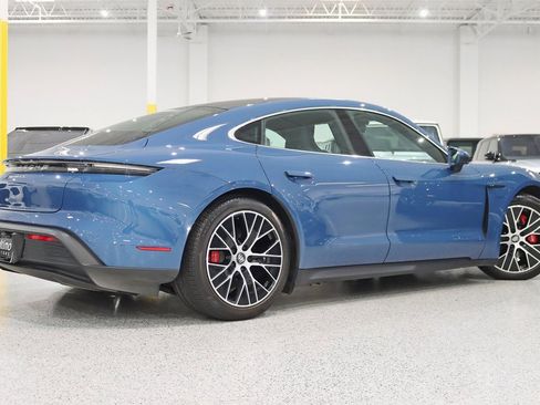 Used 2021 Porsche Taycan 4S image 9