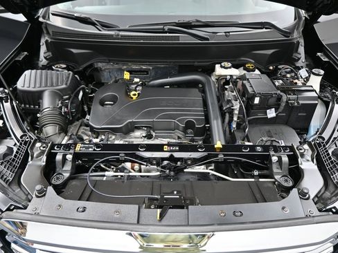 Certified 2024 GMC Terrain SLT w/ Infotainment Package II image 26