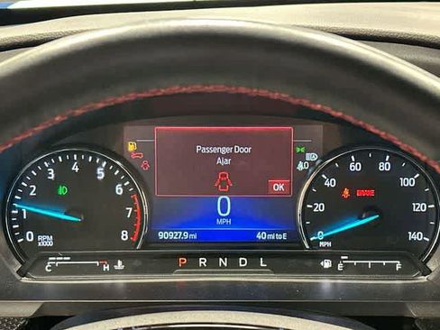 Used 2022 Ford Explorer ST-Line w/ Class IV Trailer Tow Package AWD/4WD image 7