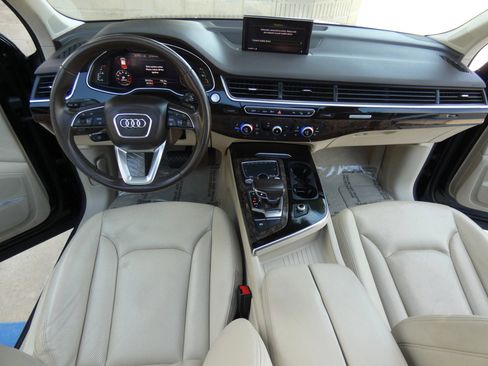 Used 2018 Audi Q7 3.0T Premium Plus w/ Premium Plus Package image 22