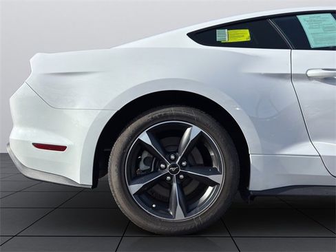 Used 2020 Ford Mustang GT w/ Equipment Group 301A image 24