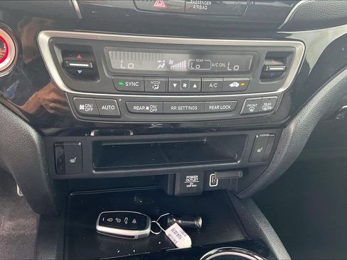 Used 2021 Honda Passport Touring image 31