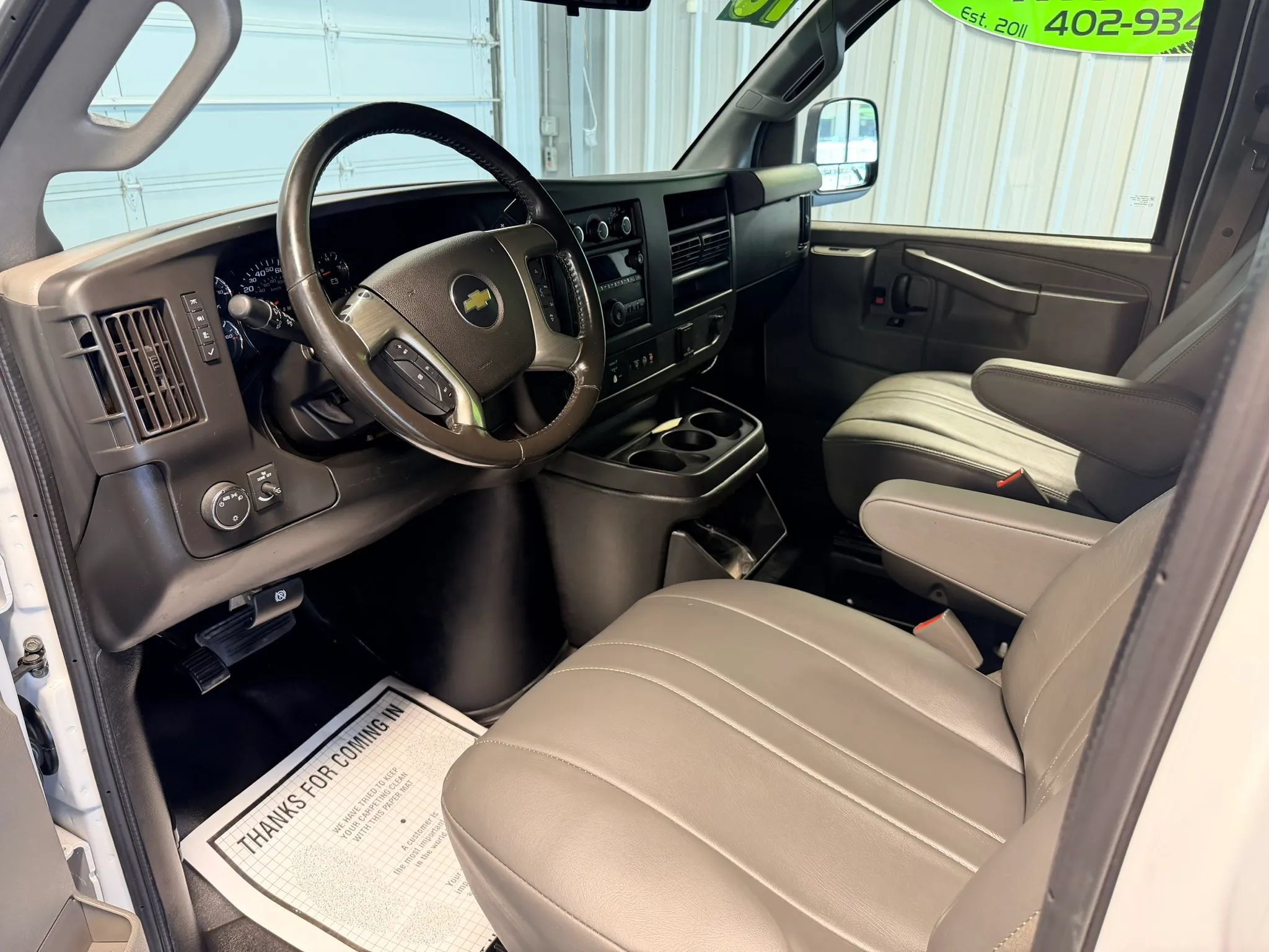 Used 2018 Chevrolet Express 3500 Extended w/ Driver Convenience Package RWD image 7