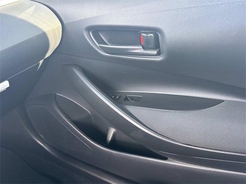 Used 2024 Toyota Corolla LE image 19
