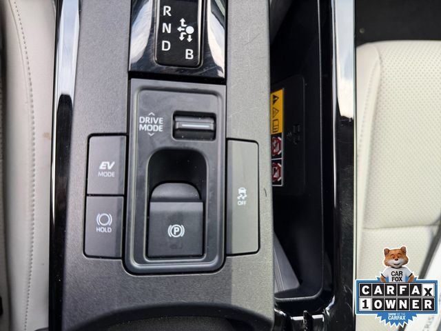 Used 2026 Toyota Prius XLE FWD image 10