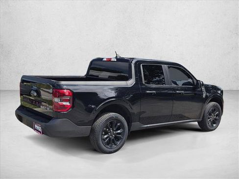 Used 2023 Ford Maverick XLT w/ Black Appearance Package FWD image 5