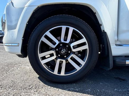 Used 2016 Toyota 4Runner Limited image 27