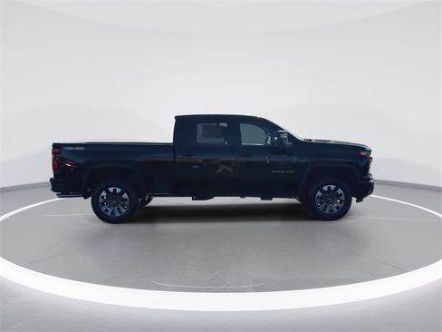 New 2026 Chevrolet Silverado 2500 Custom w/ Custom Convenience Package image 9