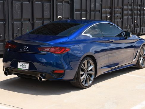 Used 2019 INFINITI Q60 Red Sport 400 w/ Cargo Package RWD image 15