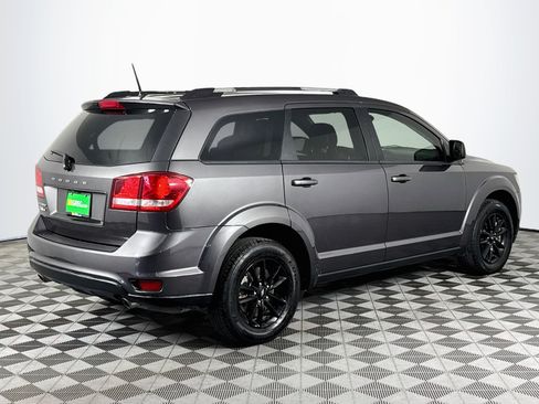 Used 2019 Dodge Journey SE w/ Blacktop Package FWD image 8