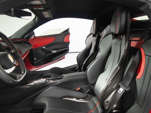 Certified 2022 Ferrari SF90 Stradale AWD/4WD image 19