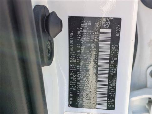 Used 2019 Toyota Camry SE FWD image 23