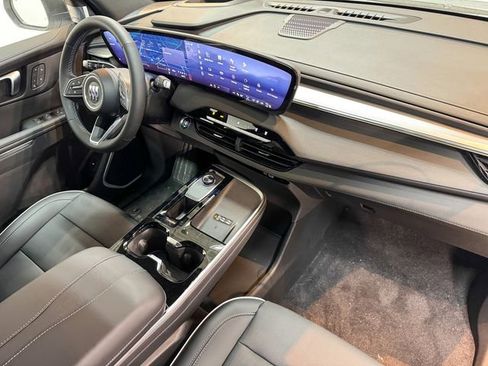 New 2025 Buick Enclave Preferred w/ Power Package image 25