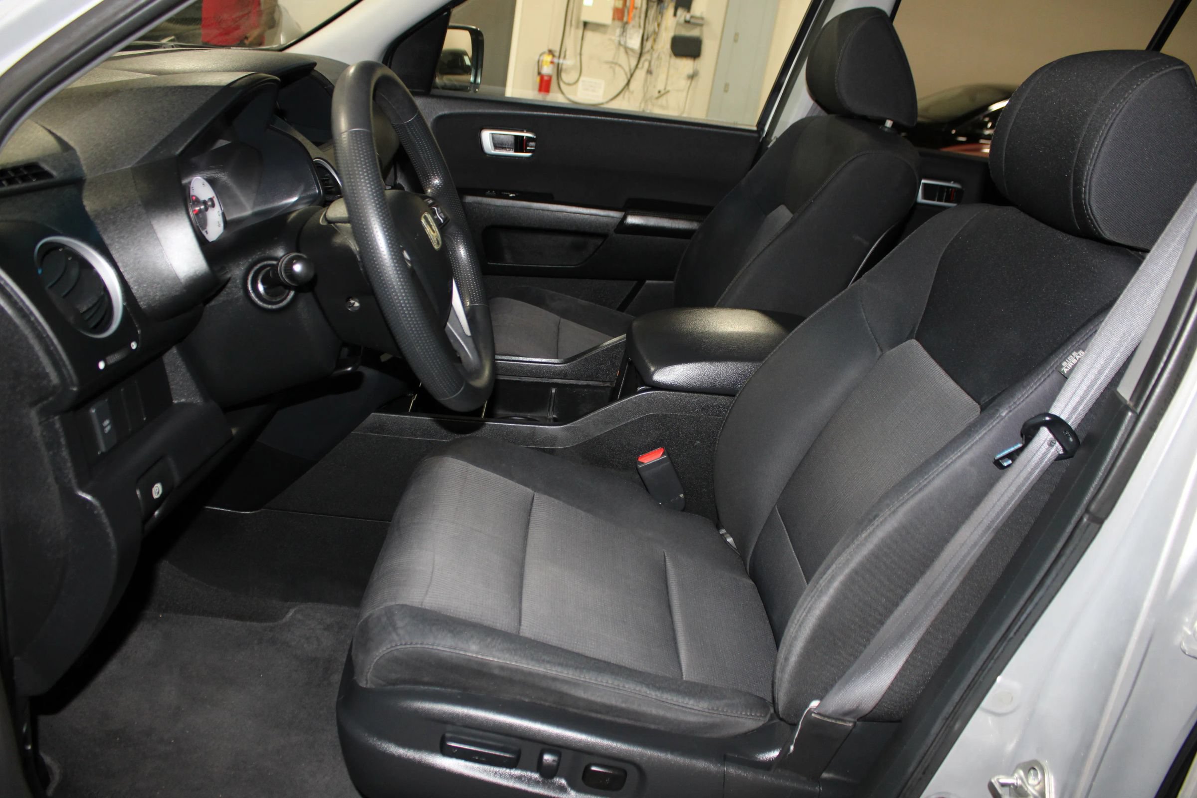 Used 2010 Honda Pilot EX image 23