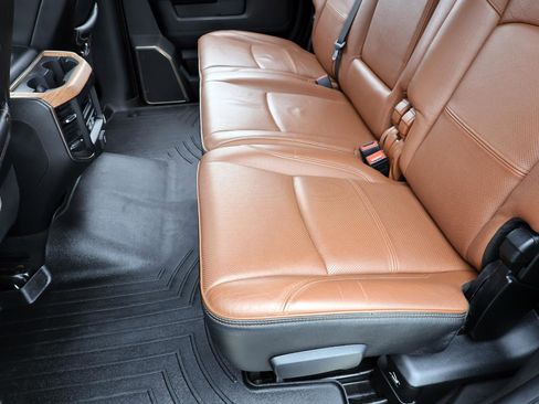 Used 2020 RAM 2500 Limited image 23