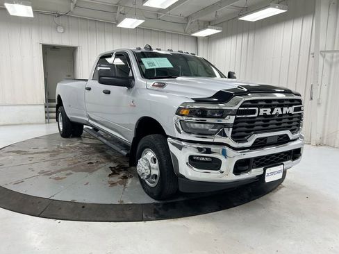 Used 2026 RAM 3500 Tradesman AWD/4WD image 2