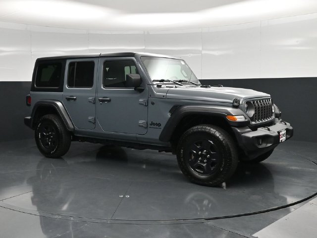 Used 2024 Jeep Wrangler Unlimited Sport AWD/4WD image 3