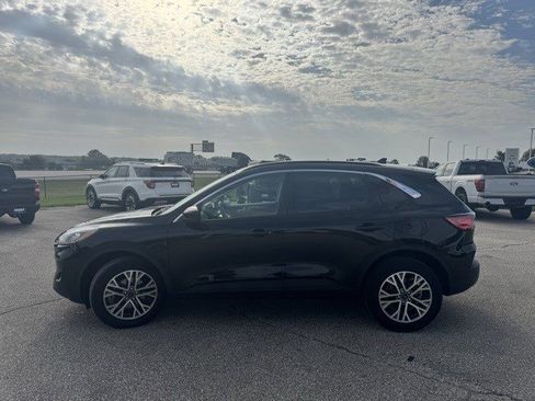 Certified 2022 Ford Escape SEL image 5