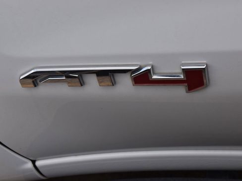 Used 2021 GMC Sierra 1500 AT4 w/ AT4 Premium Package AWD/4WD image 11