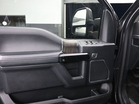 Used 2021 Ford F250 Lariat w/ Lariat Ultimate Package image 20