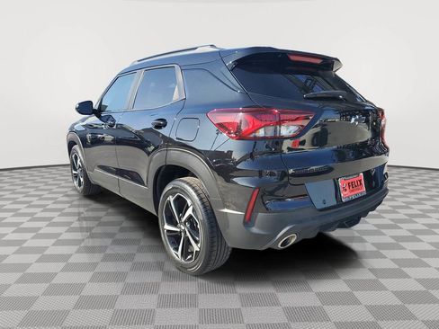 Used 2022 Chevrolet TrailBlazer RS w/ Technology Package image 4